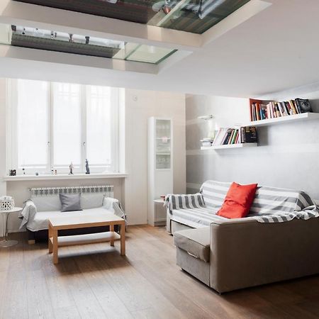 Awesome Loft In The City Center Of Милано Екстериор снимка