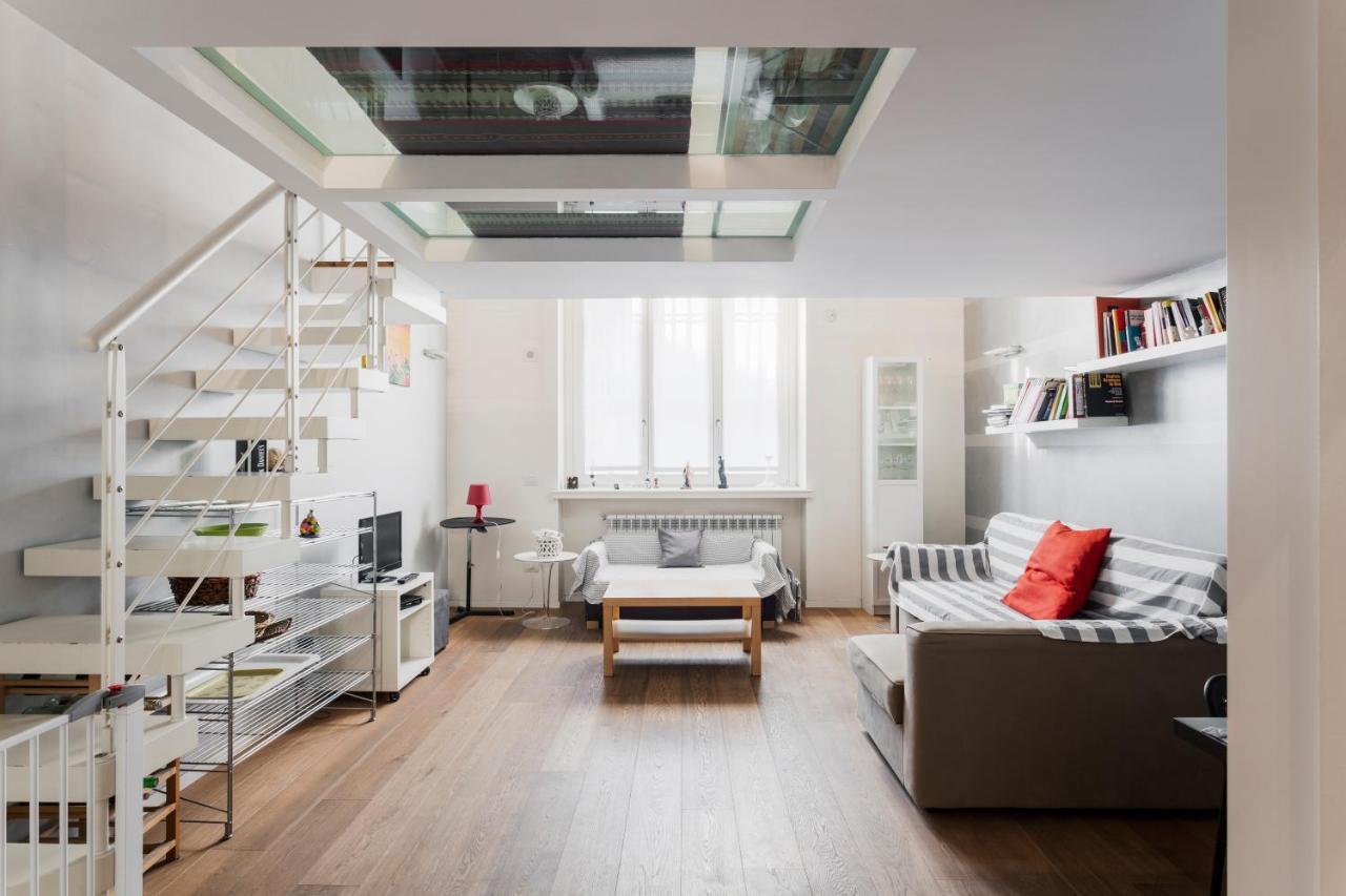 Awesome Loft In The City Center Of Милано Екстериор снимка