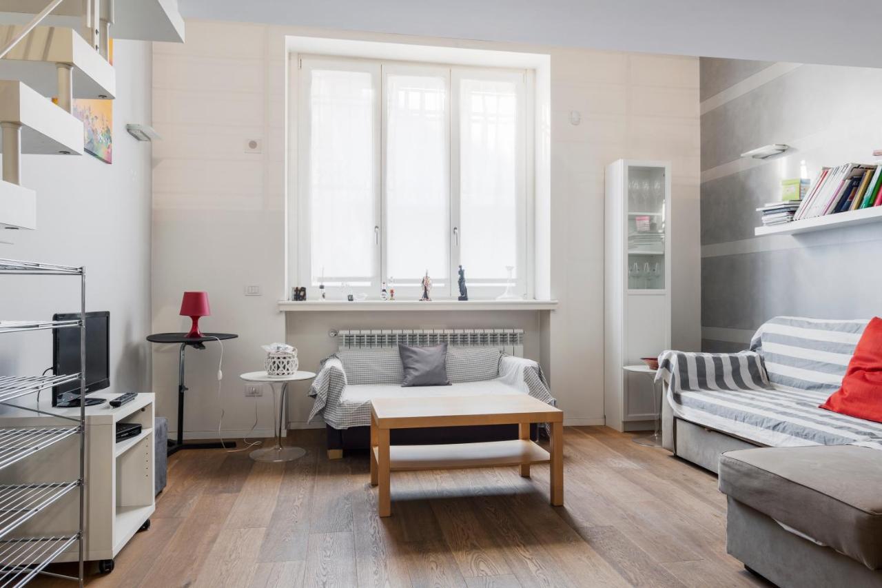 Awesome Loft In The City Center Of Милано Екстериор снимка