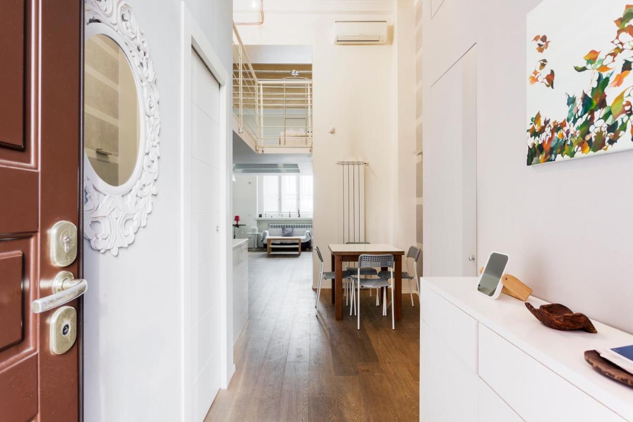Awesome Loft In The City Center Of Милано Екстериор снимка